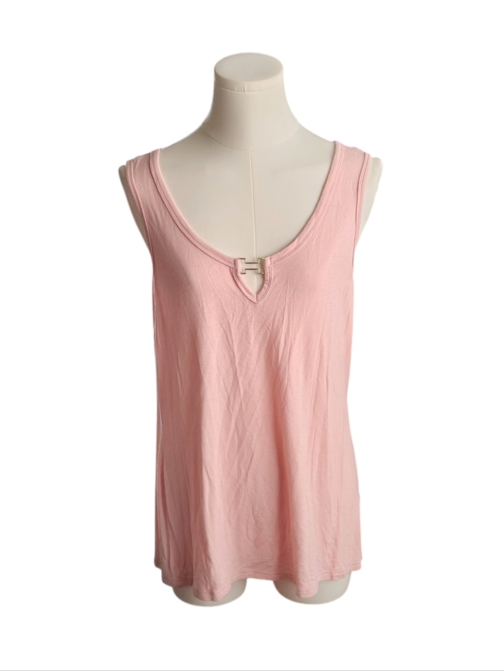 Vintage Jaclyn Smith Light Pink Sleeveless Blouse with Gold Accent Size Medium